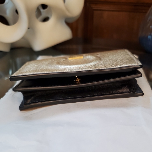 Salvatore Ferragamo City Leather French Wallet - Picture 9 of 12